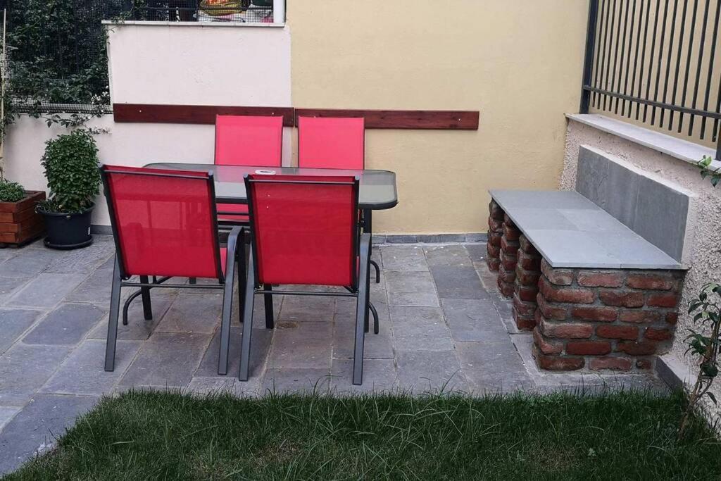 Apartament Cozy House With Garden In The Old Town Saloniki Zewnętrze zdjęcie